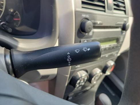 Used 2009 Toyota Corolla LE FWD image 26