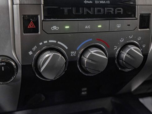 Used 2017 Toyota Tundra SR5 image 25