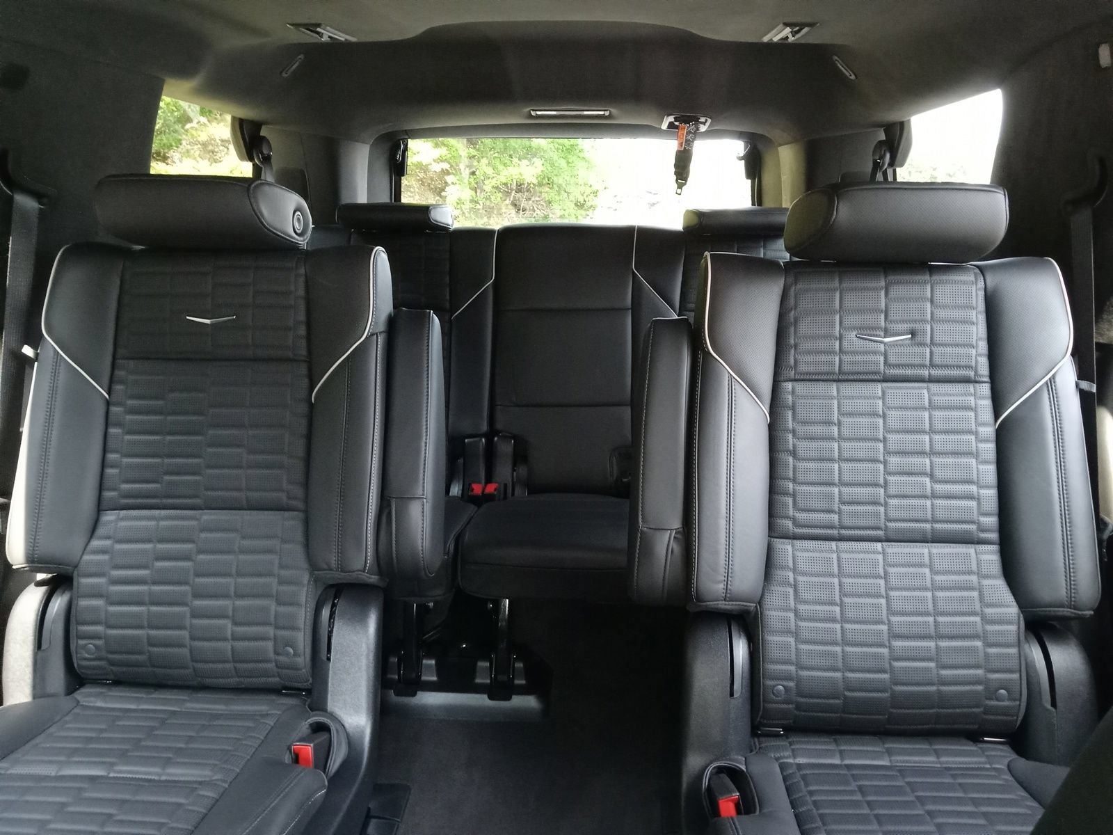Certified 2025 Cadillac Escalade V AWD/4WD image 24