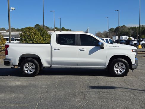 Used 2022 Chevrolet Silverado 1500 LT image 8