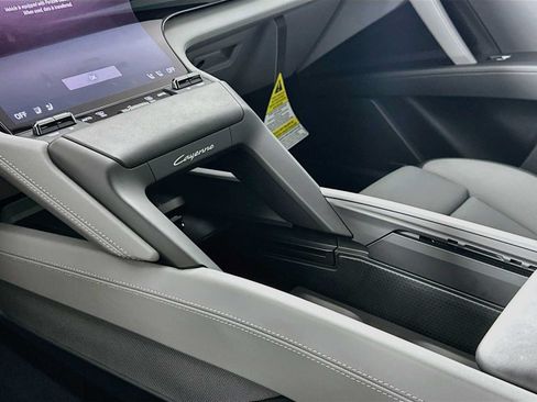 New 2026 Porsche Cayenne Electric AWD/4WD image 19