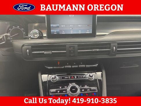 Used 2022 Lincoln Corsair AWD w/ Premium Package image 25