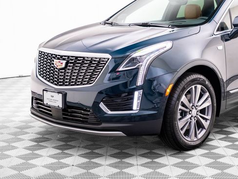 New 2026 Cadillac XT5 Premium Luxury w/ Driver Assist Package AWD/4WD image 40
