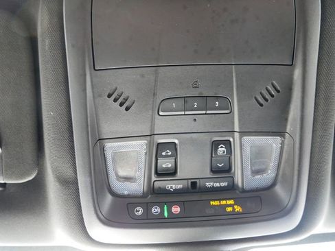 Certified 2022 Chevrolet Blazer RS w/ Enhanced Convenience Package image 20