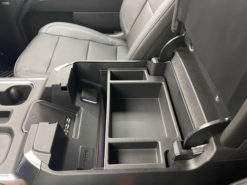 Used 2023 Chevrolet Silverado 1500 LTZ w/ LTZ Convenience Package II AWD/4WD image 29