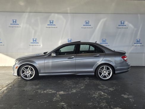 Used 2011 Mercedes-Benz C 300 Sedan image 3