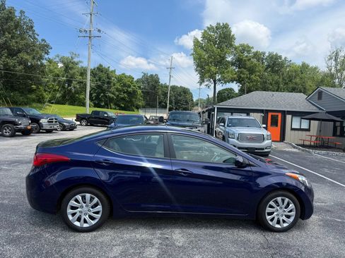 Used 2013 Hyundai Elantra GLS FWD image 6