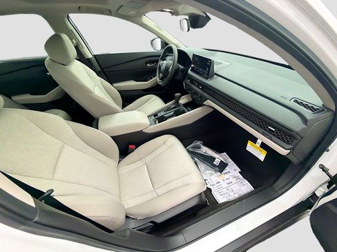 New 2026 Honda Accord SE image 23