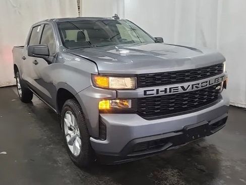 Used 2019 Chevrolet Silverado 1500 Custom w/ Infotainment Package image 5