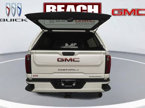 Used 2025 GMC Sierra 2500 Denali w/ Denali Reserve Package AWD/4WD image 14