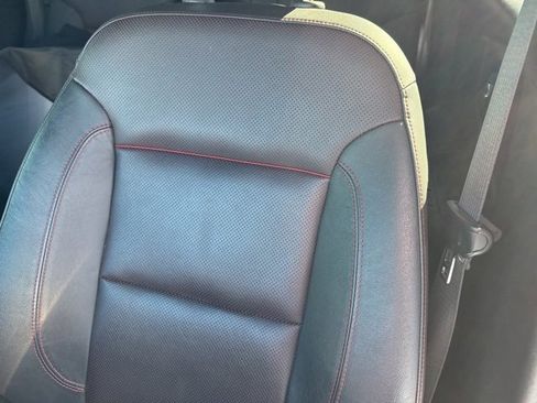 Used 2019 Chevrolet Blazer RS image 10