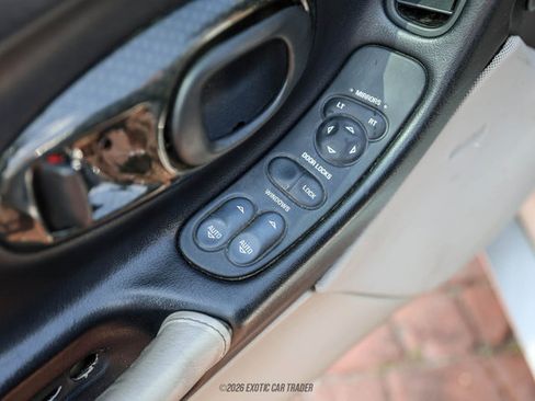 Used 2003 Chevrolet Corvette Coupe RWD image 47