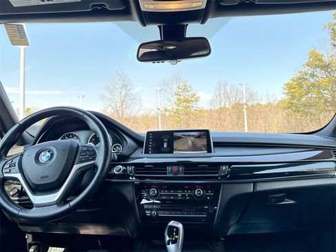 Used 2018 BMW X5 xDrive40e image 22