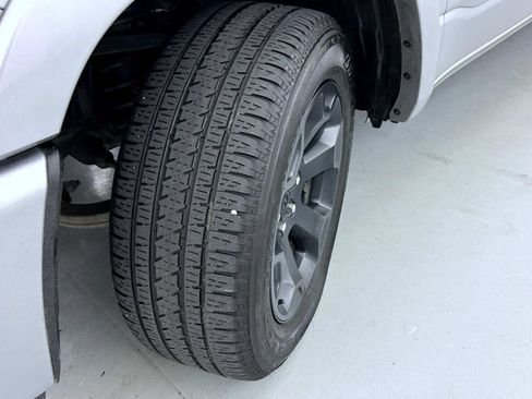 Used 2025 RAM 1500 Big Horn AWD/4WD image 24