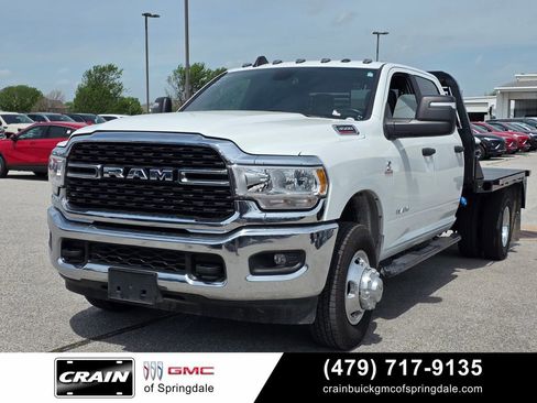 Used 2024 RAM 3500 SLT w/ Quick Order Package 2YG SLT AWD/4WD image 3