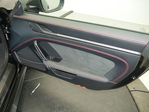 Certified 2025 Porsche 911 GT3 RWD image 18