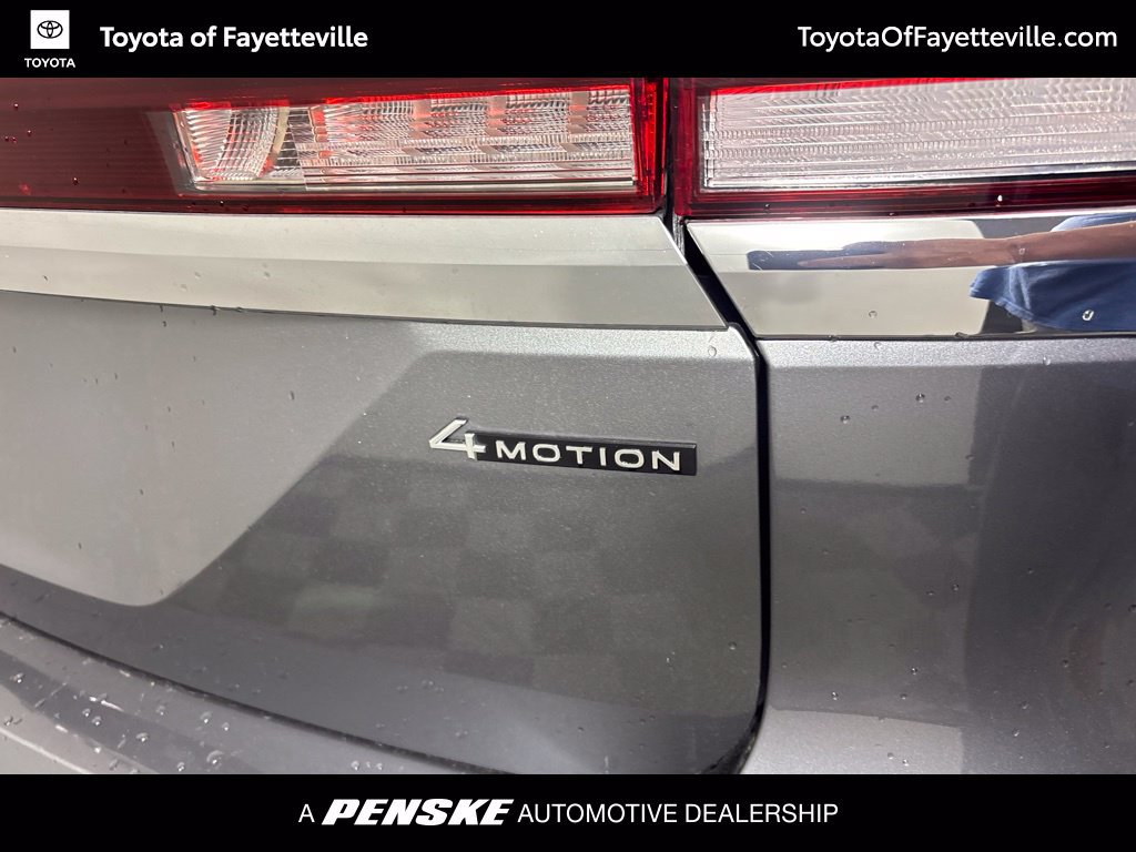 Used 2025 Volkswagen Atlas SEL Premium R-Line AWD/4WD image 6