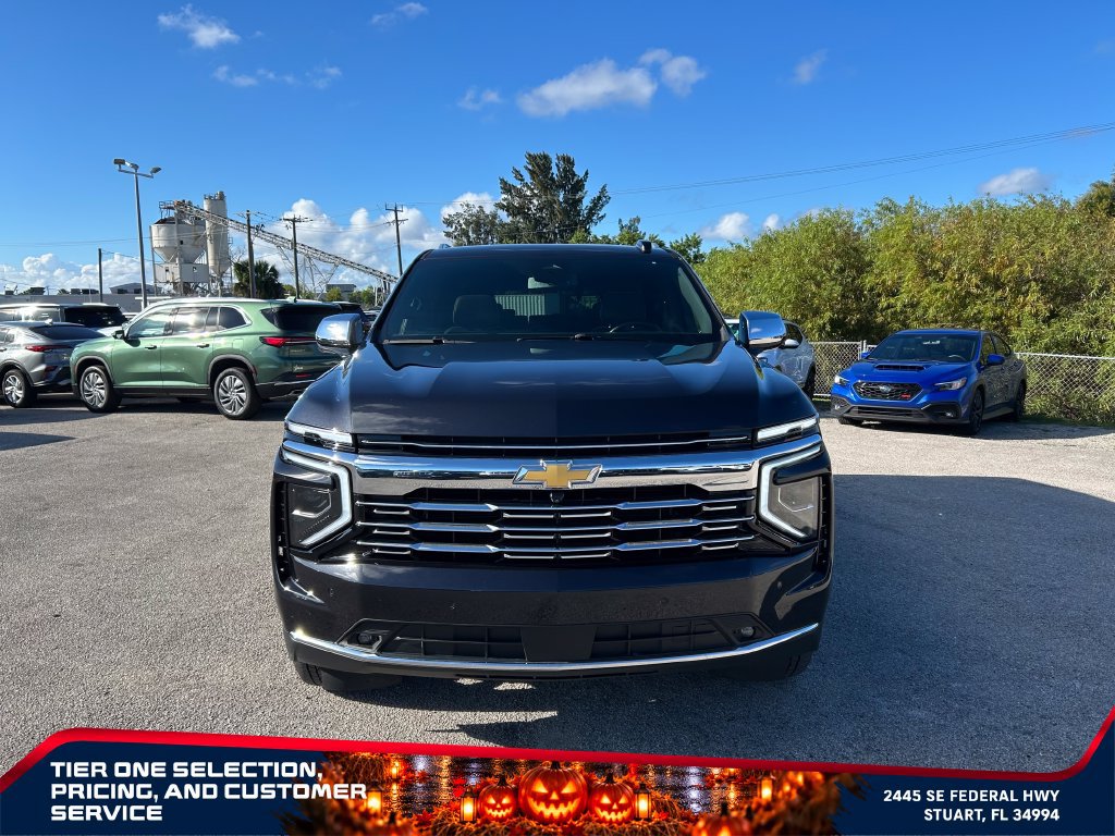 Used 2025 Chevrolet Tahoe Premier AWD/4WD image 3
