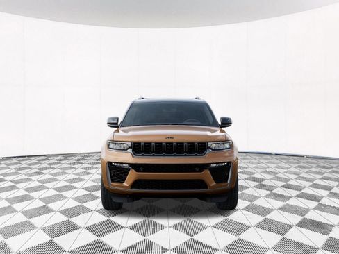 New 2026 Jeep Grand Cherokee L Summit AWD/4WD image 8