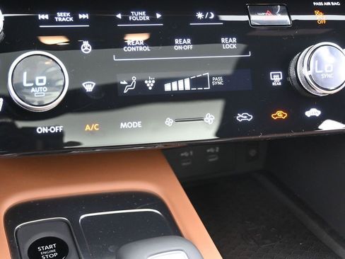 New 2026 INFINITI QX60 Autograph w/ Autograph Tech Package image 13