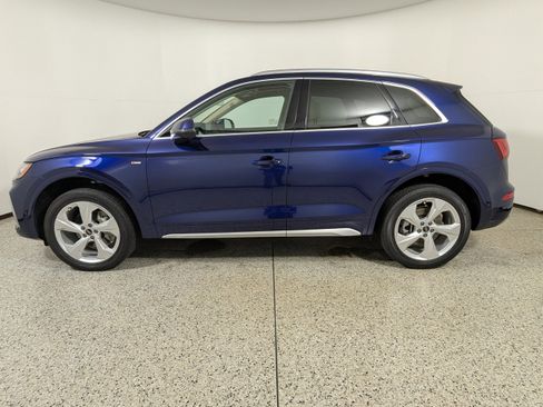 Certified 2024 Audi Q5 2.0T Prestige image 4