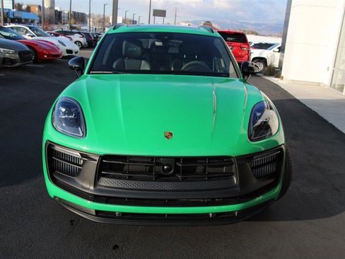 Used 2023 Porsche Macan GTS image 3