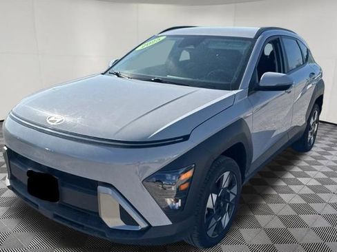 Used 2025 Hyundai Kona SEL AWD/4WD image 9