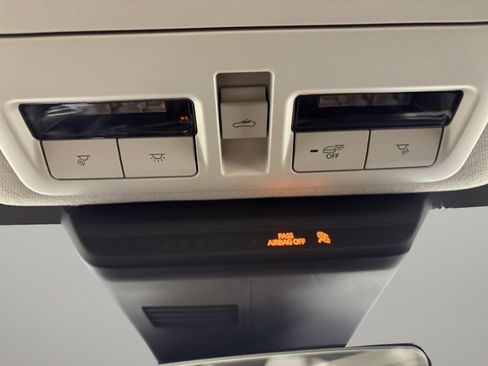 Used 2019 MAZDA MAZDA3 Sedan w/ Premium Package image 31