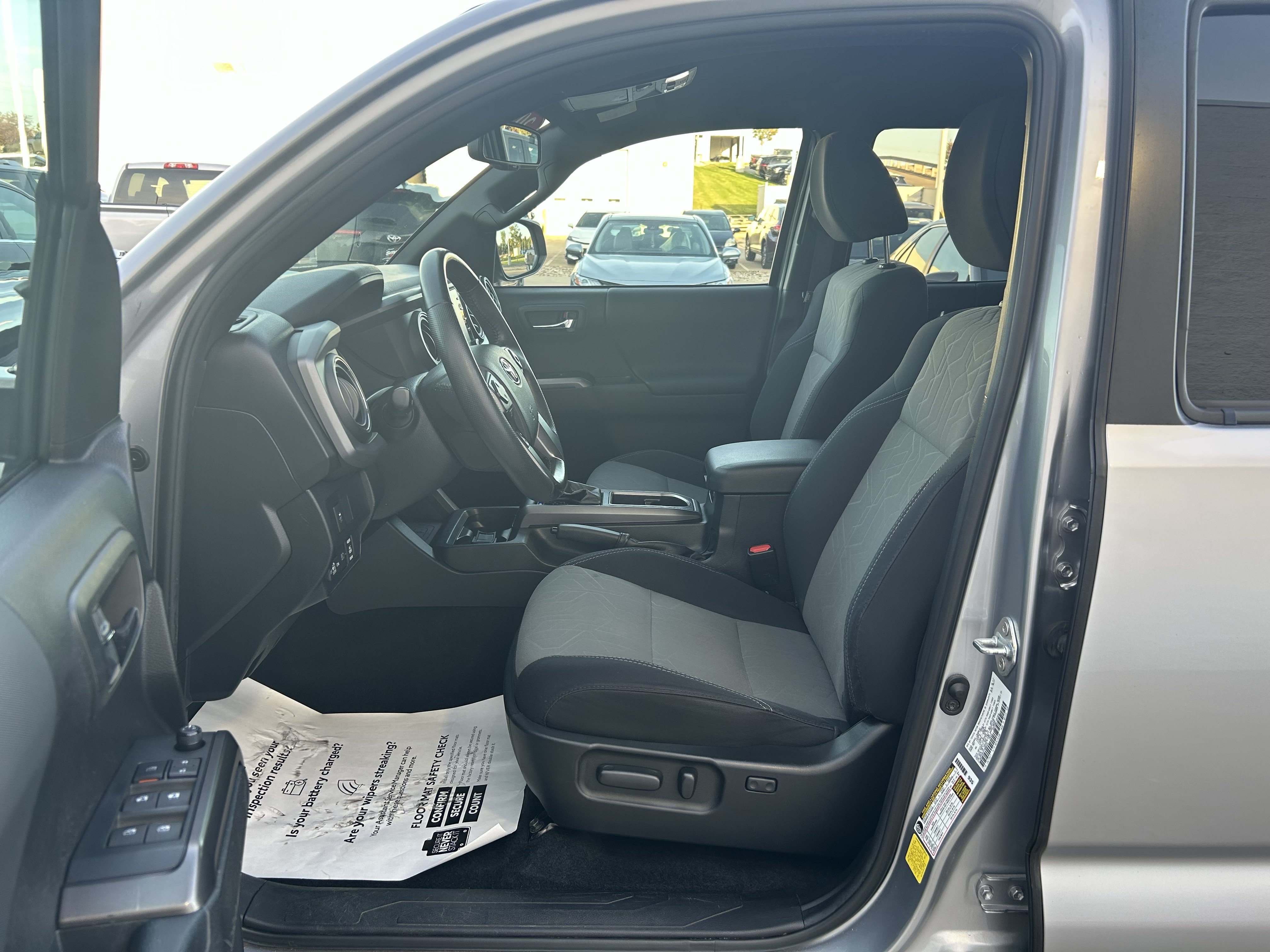 Used 2021 Toyota Tacoma TRD Sport RWD image 15