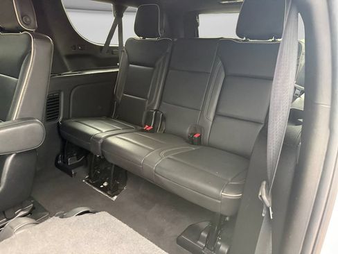 Used 2023 Chevrolet Suburban Premier AWD/4WD image 36