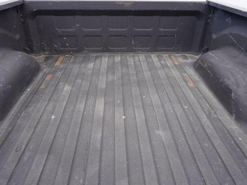 Used 2022 RAM 1500 Classic SLT w/ Electronics Group image 9