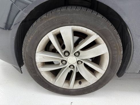 Used 2016 Buick Regal image 6