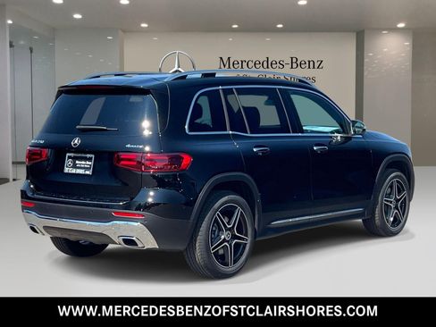 New 2026 Mercedes-Benz GLB 250 4MATIC image 6