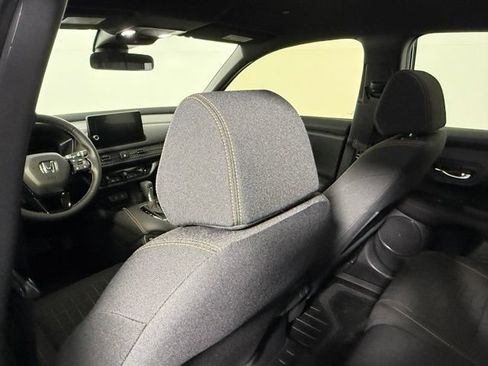 Used 2026 Honda HR-V Sport image 35