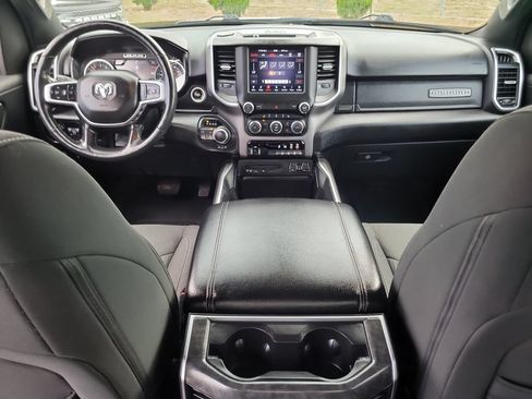 Used 2019 RAM 1500 Big Horn AWD/4WD image 14