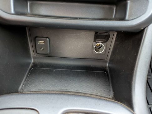 Used 2017 Chevrolet Colorado W/T w/ WT Convenience Package AWD/4WD image 19