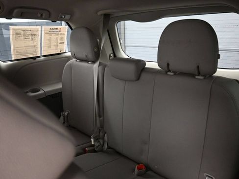 Certified 2017 Toyota Sienna XLE w/ XLE Navigation Package FWD image 27
