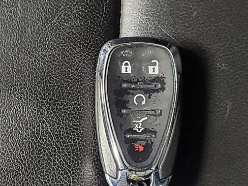 Used 2019 Chevrolet Traverse RS FWD image 32