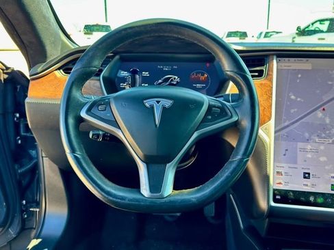 Used 2018 Tesla Model S 100D image 18