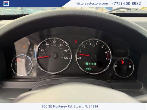 Used 2012 Jeep Liberty Sport AWD/4WD image 27