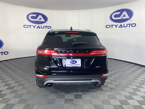 Used 2017 Lincoln MKC Premiere FWD image 4