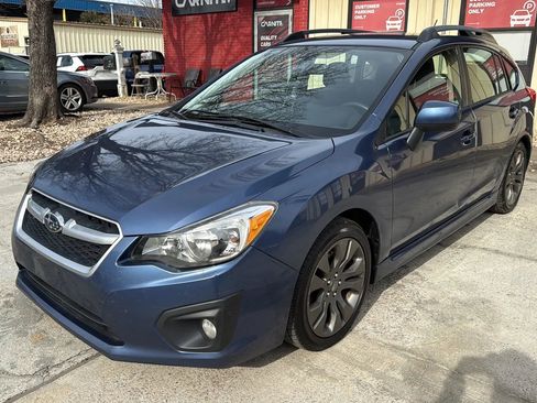 Used 2012 Subaru Impreza 2.0i Sport Premium image 3