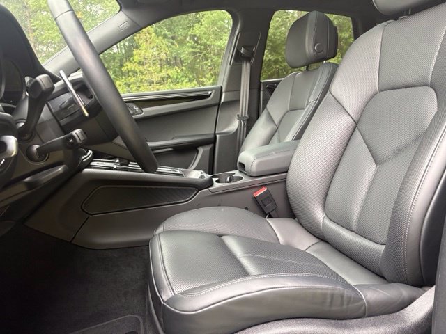 Used 2022 Porsche Macan S AWD/4WD image 28