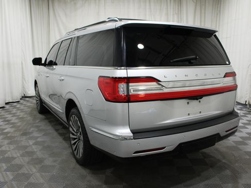 Used 2019 Lincoln Navigator L Reserve w/ Cargo Package AWD/4WD image 38