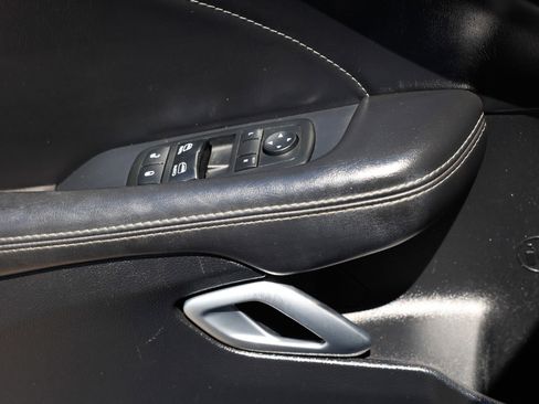 Used 2015 Dodge Challenger R/T Scat Pack w/ Scat Pack Appearance Package image 46