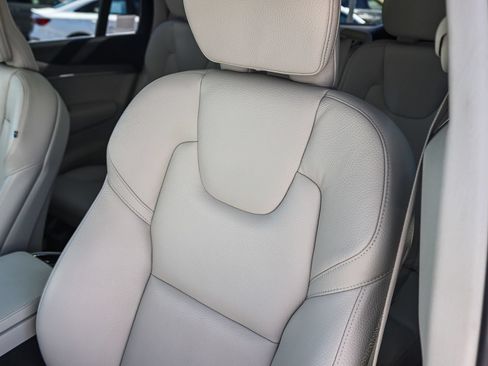 Used 2024 Volvo XC90 B6 Plus w/ Protection Package Premier AWD/4WD image 29
