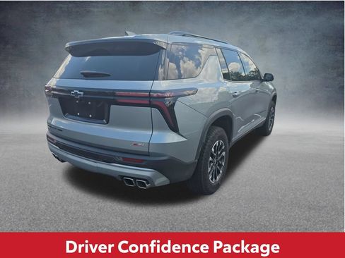 Used 2025 Chevrolet Traverse Z71 w/ Driver Confidence Package AWD/4WD image 6