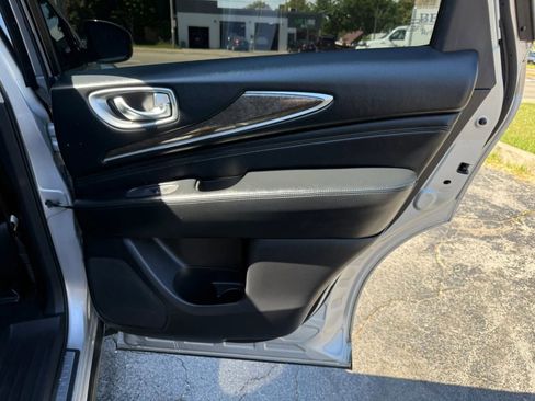 Used 2014 INFINITI QX60 Luxe w/ Premium Package AWD/4WD image 20