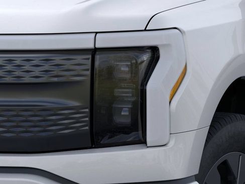 New 2025 Ford F150 Lightning Flash AWD/4WD image 33