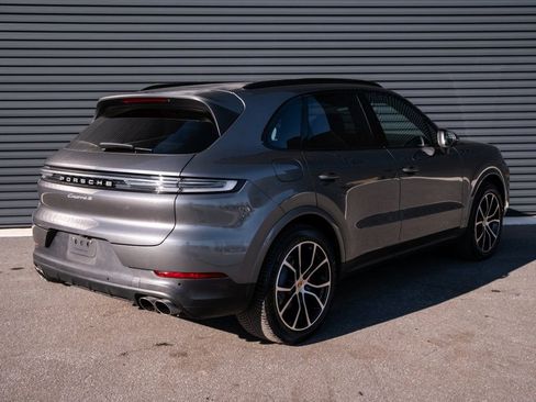 Certified 2024 Porsche Cayenne S w/ Premium Package image 28